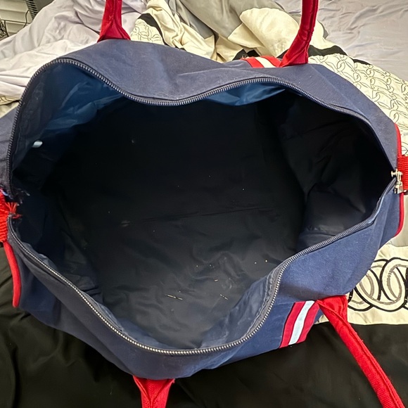 TOMMY HILFIGER VINTAGE DUFFLE BAG 🔥🔥🔥🔥 - Picture 4 of 8